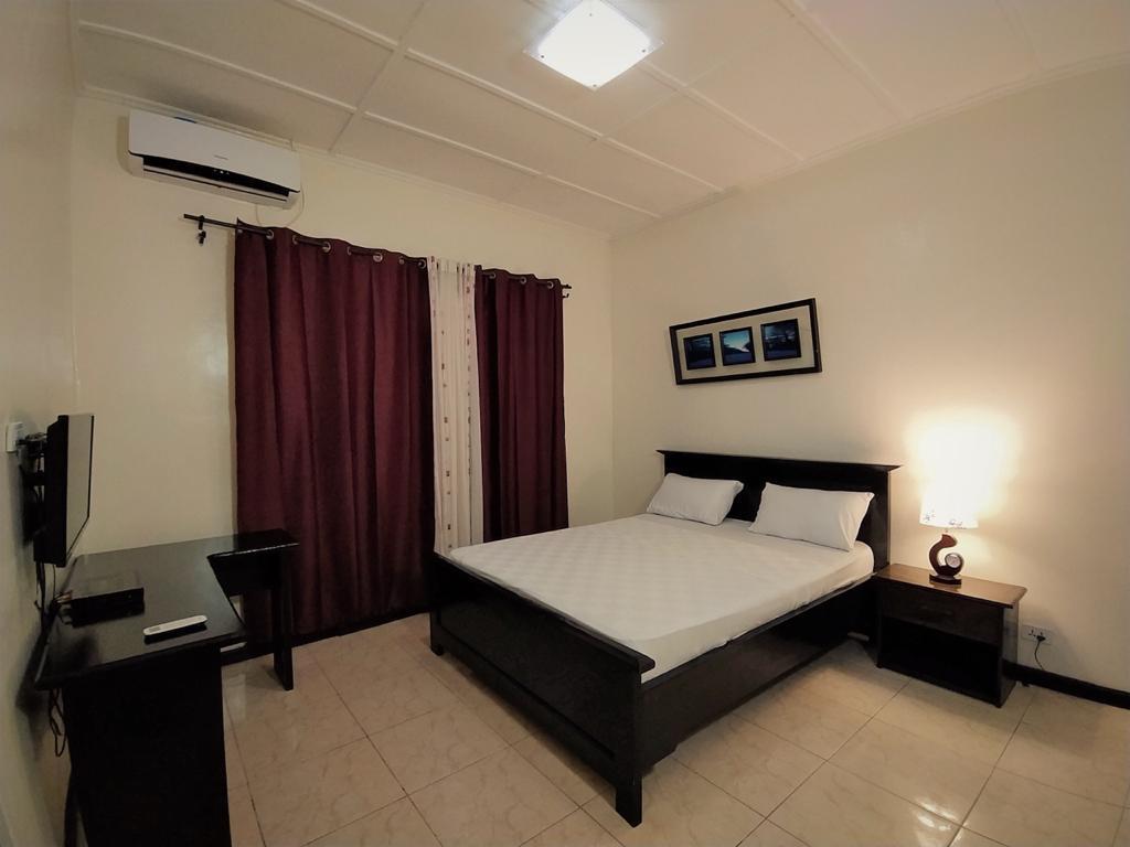Maryland Guesthouse Monrovia Exteriör bild