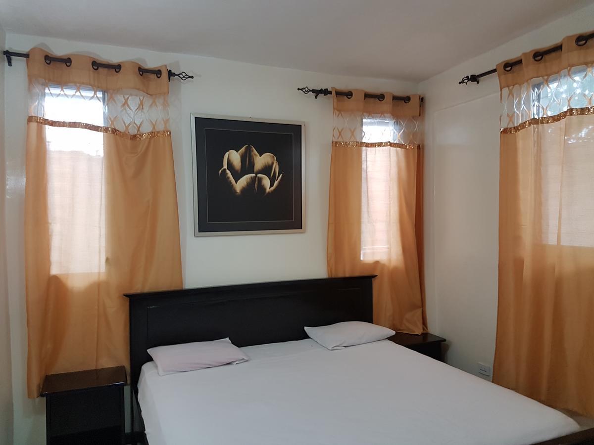 Maryland Guesthouse Monrovia Exteriör bild