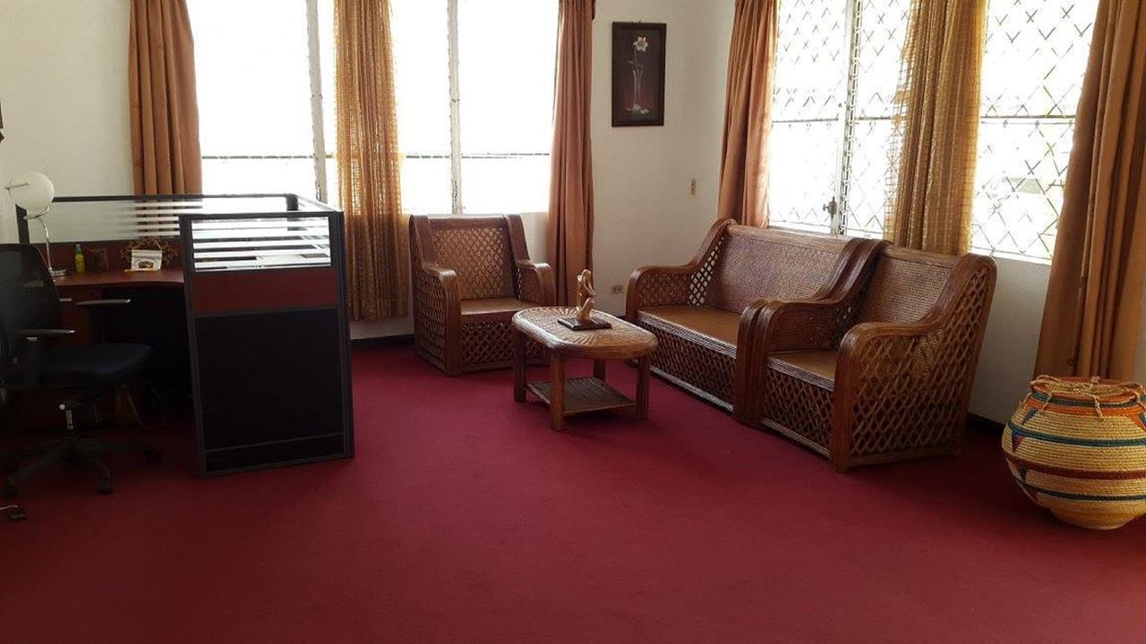 Maryland Guesthouse Monrovia Exteriör bild